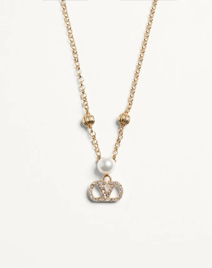VLogo Signature Halskette aus Metall, Perlen und Swarovski®-Kristallen VLogo Signature Halskette aus Metall, Perlen und Swarovski®-Kristallen