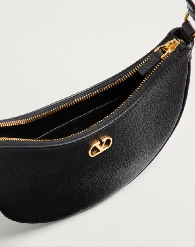 Vlogo Signature Mini-Hobo-Tasche aus genarbtem Kalbsleder Vlogo Signature Mini-Hobo-Tasche aus genarbtem Kalbsleder