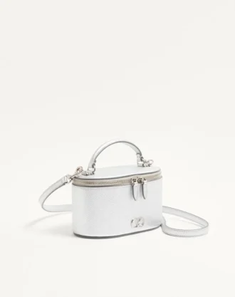 VLogo Signature Mini-Kosmetiktasche aus laminiertem genarbtem Kalbsleder VLogo Signature Mini-Kosmetiktasche aus laminiertem genarbtem Kalbsleder
