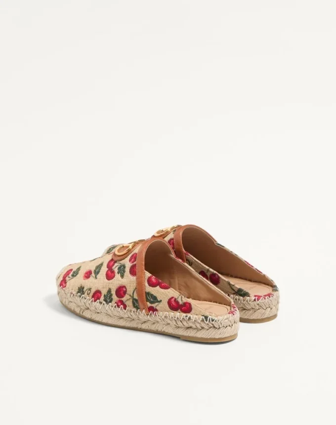 Vlogo Signature Mule mit Cherryfic-Motiv 25 mm Vlogo Signature Mule mit Cherryfic-Motiv 25 mm