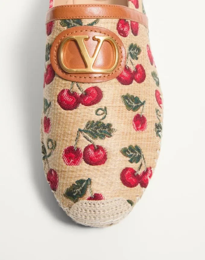 Vlogo Signature Mule mit Cherryfic-Motiv 25 mm Vlogo Signature Mule mit Cherryfic-Motiv 25 mm
