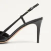 Vlogo Signature Pumps aus Kalbsleder mit Fersenriemen, 80 mm / 3,15 Zoll.