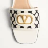 Vlogo Signature Slide Sandal aus Plus De Pois-Stoff 20 mm Vlogo Signature Slide Sandal aus Plus De Pois-Stoff 20 mm