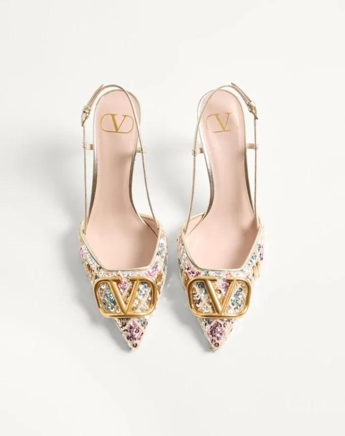 VLogo Signature Slingback Décolleté mit Rhombelle-Stickerei 80 mm VLogo Signature Slingback Décolleté mit Rhombelle-Stickerei 80 mm