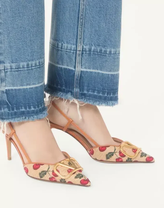 Vlogo Signature Slingback Pumps mit Cherryfic-Muster 80 mm Vlogo Signature Slingback Pumps mit Cherryfic-Muster 80 mm
