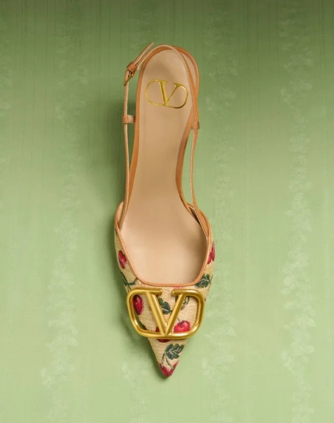 Vlogo Signature Slingback Pumps mit Cherryfic-Muster 80 mm Vlogo Signature Slingback Pumps mit Cherryfic-Muster 80 mm