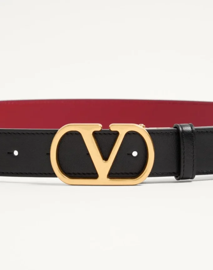 VLogo Signature Wendbarer Gürtel aus glänzendem Kalbsleder – 30 mm / 1,2 Zoll VLogo Signature Wendbarer Gürtel aus glänzendem Kalbsleder – 30 mm / 1,2 Zoll